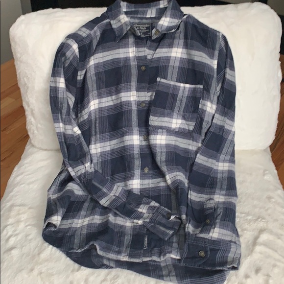 Abercrombie & Fitch Tops - Abercrombie & Fitch button down flannel shirt